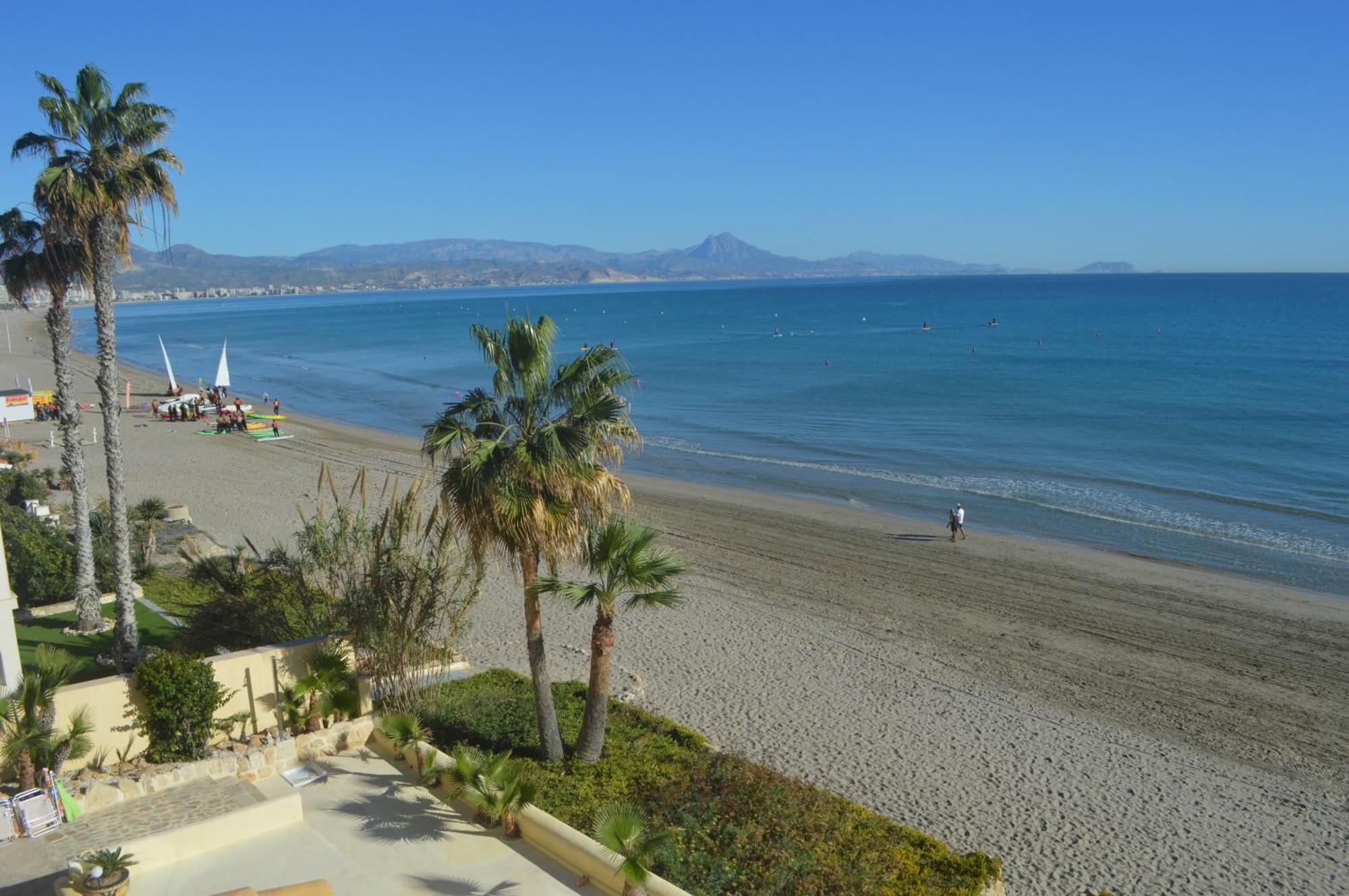 Excepcional Apartamento Amanecer Al Borde De Playa Y Mar, En Chalet Roquetes Alicante Eksteriør billede